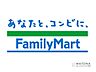 周辺：ファミリーマート横浜子安通三丁目店 徒歩3分。 220m