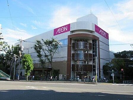 イオン葛西店 徒歩7分。 540m