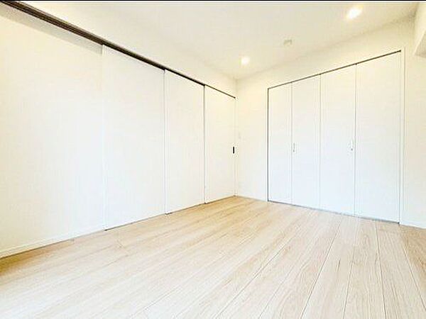 寝室を拡大表示