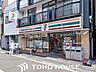 周辺：セブンイレブン大阪高殿2丁目店 コンビニ「セブンイレブン」までは徒歩2分。 140m