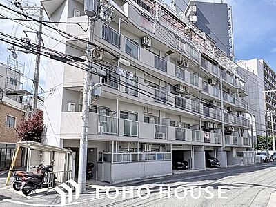 外観：南東向きで日当たり良好なお部屋です。