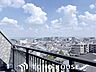 その他：南側バルコニーからは奈良方面の生駒山を遠望します。