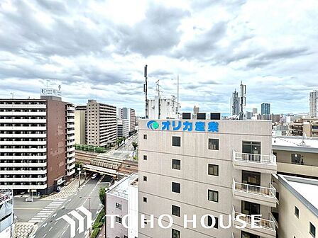 マンションは、駅から近い物件のほうが高めの価格で売りやすい。将来売却する可能性があるなら、都心などへの交通アクセスの良い駅から徒歩10分以内で、管理の行き届いた物件を選ぼう。