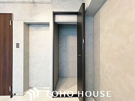 収納ひとつ、ふたつのわずかな違いが「居住スペースを有効的に使えるか」という部分で差が出る可能性が。各居室の収納はしっかりとした容量のスペースを確保しております。