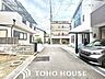 外観：今日も、明日も、この街で、きっと誰かがしあわせになる物語が描かれていくはずです。同じ風景が毎日365日、まったく違う顔を見せてくれる。爽快な風も毎日やさしく頬をなででくれます。