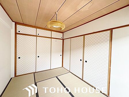和室は有るだけでも落ち着く空間ですが、 「家族団らん」 「来客時の客間」 等々多目的なスペースとして活用出来る便利な空間です。