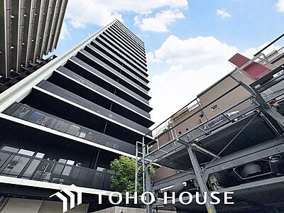 外観：家族の温かさと陽光の暖かさ、楽しい毎日と明るい未来を予感させる「空間が織り成すひとつ先の住み心地」を演出します。是非一度、ご自身にて御覧ください。