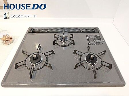 □■三口コンロ■□同時にお料理が可能♪煮物と炒め物と汁物と一度に作れます。