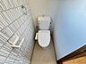 トイレ：【2階トイレ】2階トイレも新しく交換済です！