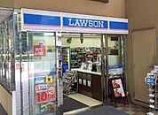 ローソン 京王プレッソイン新宿店 680m