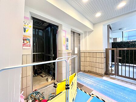 エレベーター2基のため、通勤・通学時間の混雑緩和や待ち時間の短縮に繋がり、高い利便性があります!