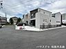 外観：前面道路含む現地写真