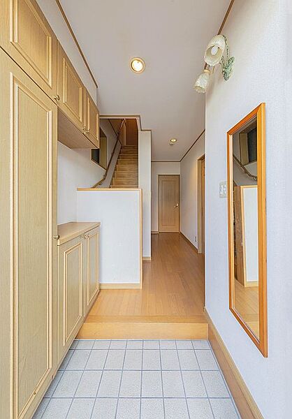 玄関を拡大表示