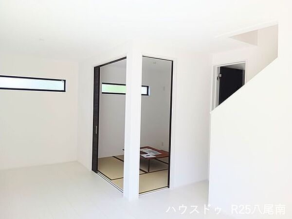 リビング/ダイニングを拡大表示