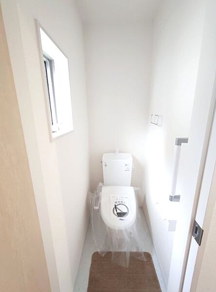 トイレを拡大表示