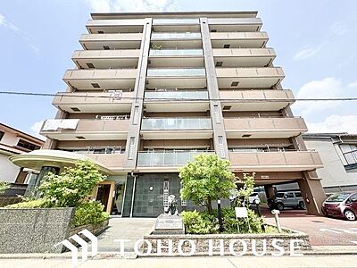 外観:流行に左右されず、将来にわたって価値が継続する「上質」な佇まい。 外観:流行に左右されず、将来にわたって価値が継続する「上質」な佇まい。