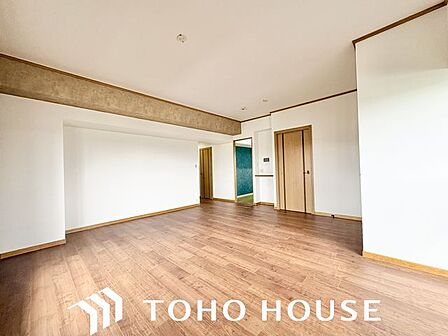 家族の温かさと陽光の暖かさ、楽しい毎日と明るい未来を予感させる「空間が織り成すひとつ先の住み心地」