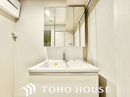 一日の始まりと終わりを心地よく演出してくれる、多彩な機能が備えられたパウダールーム。