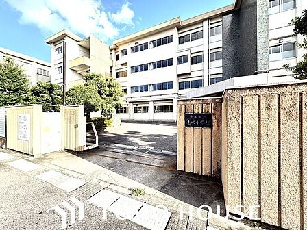 豊山町立志水小学校 570m