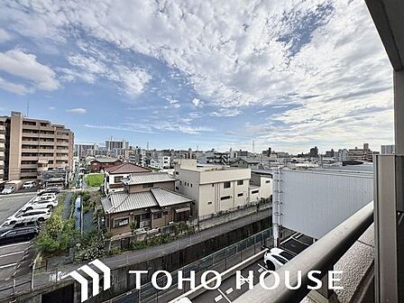 バルコニーに出た時には、頬をなでる優しい風を感じることが出来ます。つい深呼吸をしたくなります。
