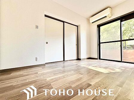 シンプル・イズ・ベストが基本。プレーンな空間を自分好みに。いつまでも快適に暮せる住まいへ。