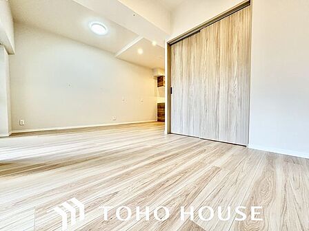 家族がつながりながら、それぞれの時間も楽しめる。そんな相反する希望を両立できる上質な住まいです。