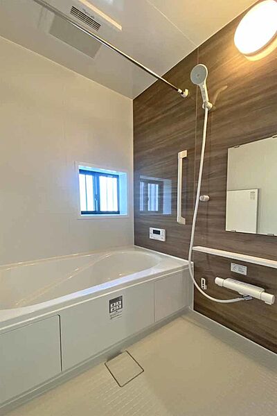 浴室を拡大表示