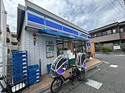 ローソン小竹向原駅前店まで約150m　徒歩2分