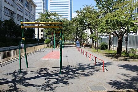 豊洲四丁目公園まで約110m 徒歩2分