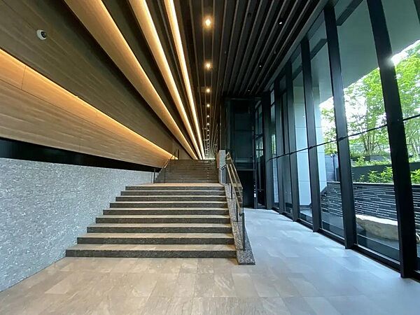 エントランスを拡大表示