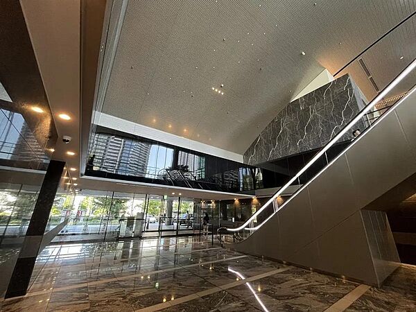 エントランスを拡大表示