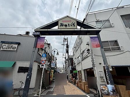 谷中銀座まで約700m