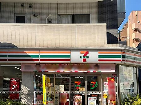 セブンイレブン文京湯島2丁目店まで約50m