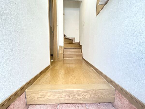 玄関を拡大表示