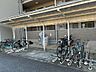 設備：駐輪場２　奥にバイク置き場も御座います。