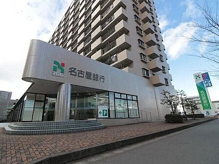 名古屋銀行 蟹江支店 10m
