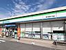 周辺：ファミリーマート 蟹江源氏四丁目店 1080m