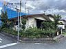 外観：角地で陽当たりが良いです。