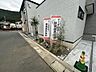 外観：前面道路含む現地写真