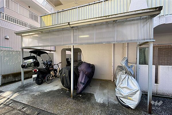 駐車場を拡大表示