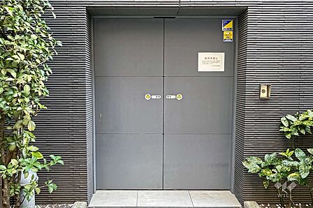 屋内に設けられた駐輪場