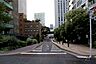 周辺：敷地北東側の前面道路