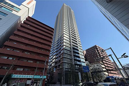 クラッシィタワー新宿御苑の外観(南西側から)