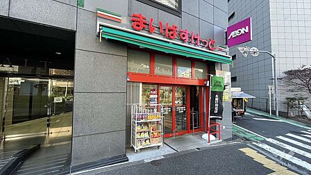 まいばすけっと(新宿外苑西通り店)の外観