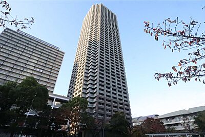 外観:晴海アイランドトリトンスクエアビュータワー1号棟の外観(南側から) 外観:晴海アイランドトリトンスクエアビュータワー1号棟の外観(南側から)