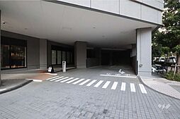 29 / 38