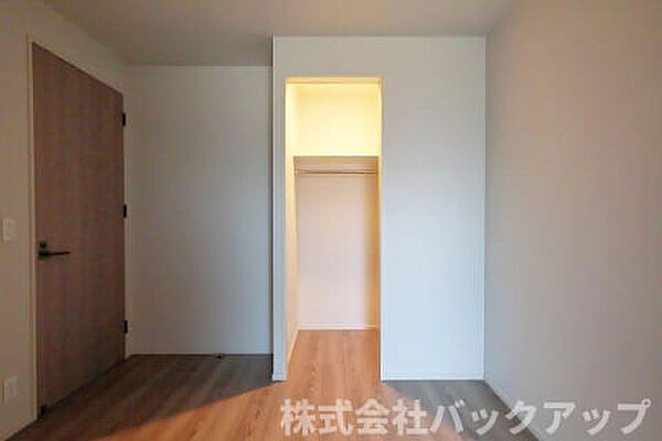洋室を拡大表示