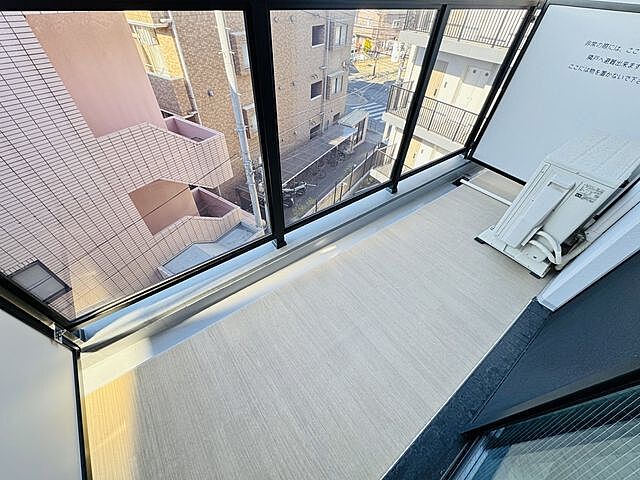 バルコニー