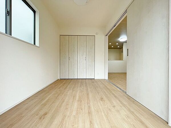 洋室を拡大表示