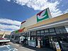 周辺：ヨークマート花野井店 430m